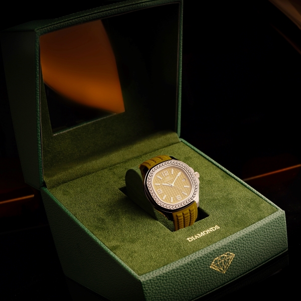 Women's Olive Dial